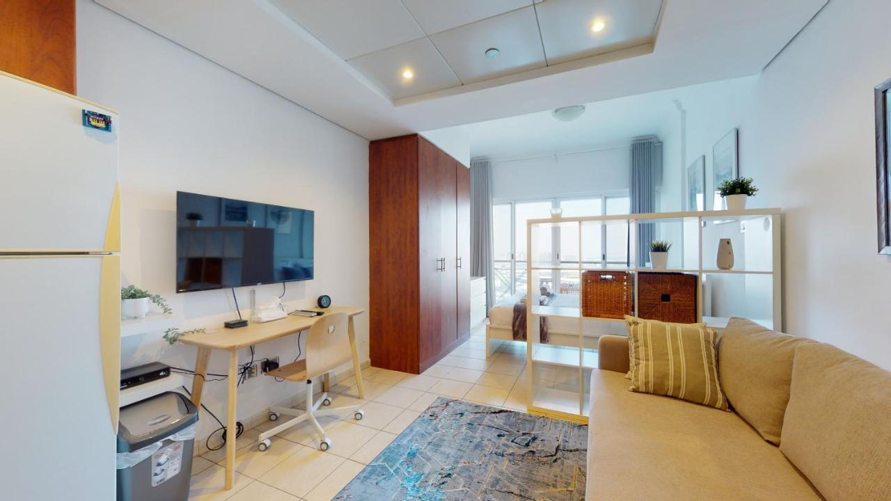 Lv13 - Elegant In View Tower Apartment